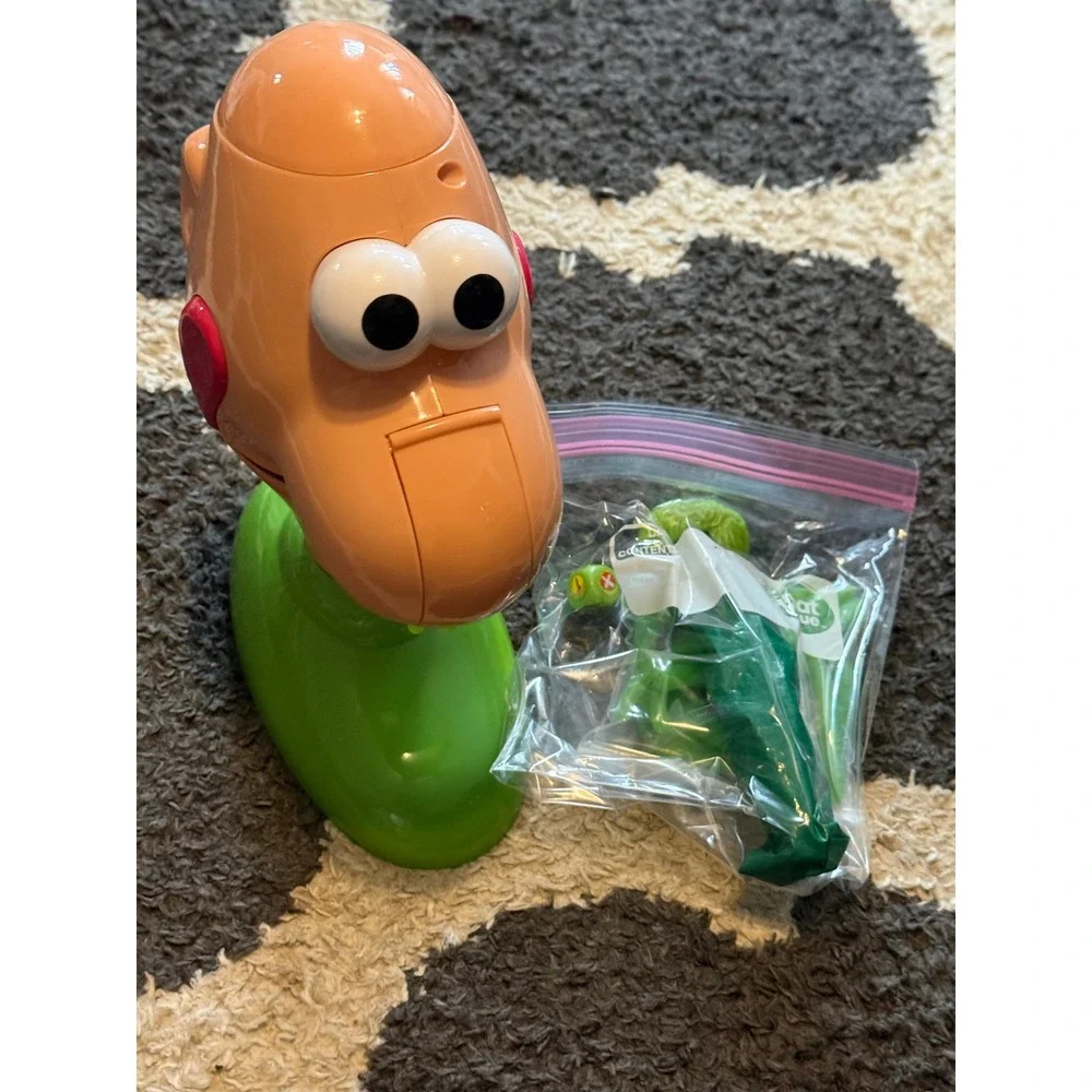 Goliath Games Gooey Louie‎ Gross Out Family Board Game Kids Ages 4+ Fun Toy